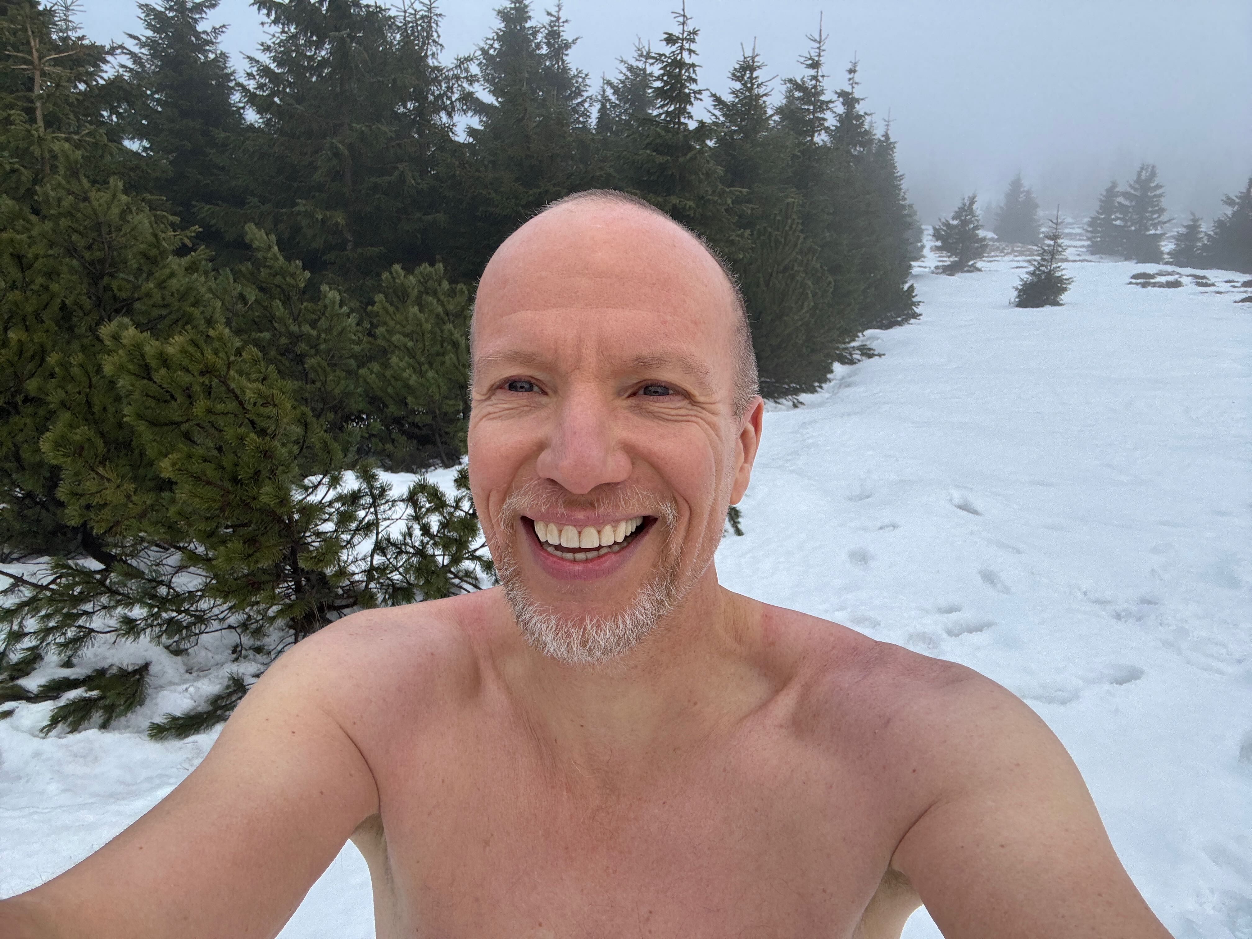 Martin Lippert im Schnee – Wim Hof Method Advanced Instructor